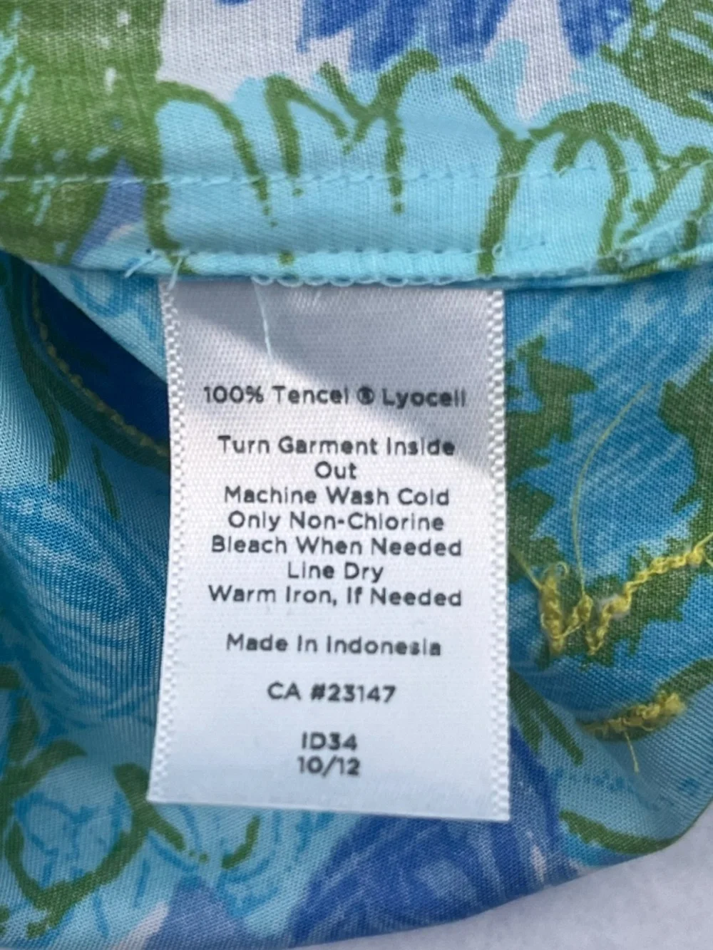 Talbots 100% Tencel Blue Floral Top Medium - Picture 6 of 9